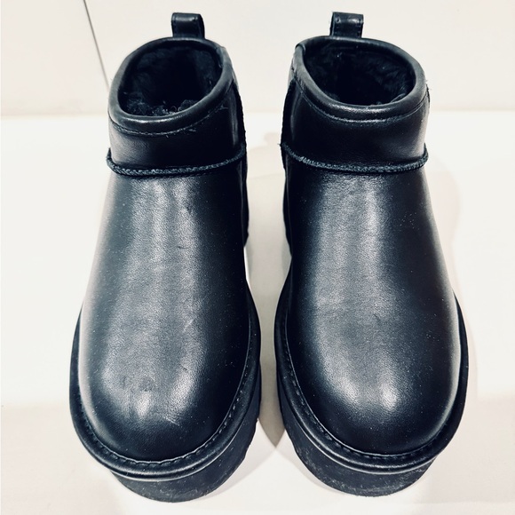 UGG WOMEN'S ULTRA MINI PLATFORM LEATHER SHEARLING LINED ANKLE BOOTS BLACK size 6 - Picture 6 of 14